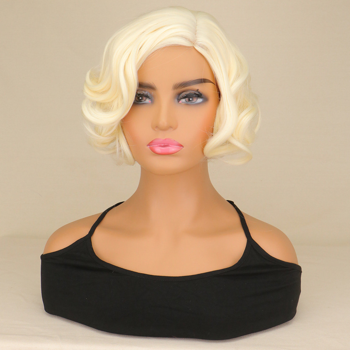 Women Synthetic Short Curly Ha - Women'S Accessories In The 1950S ulasan dan harga