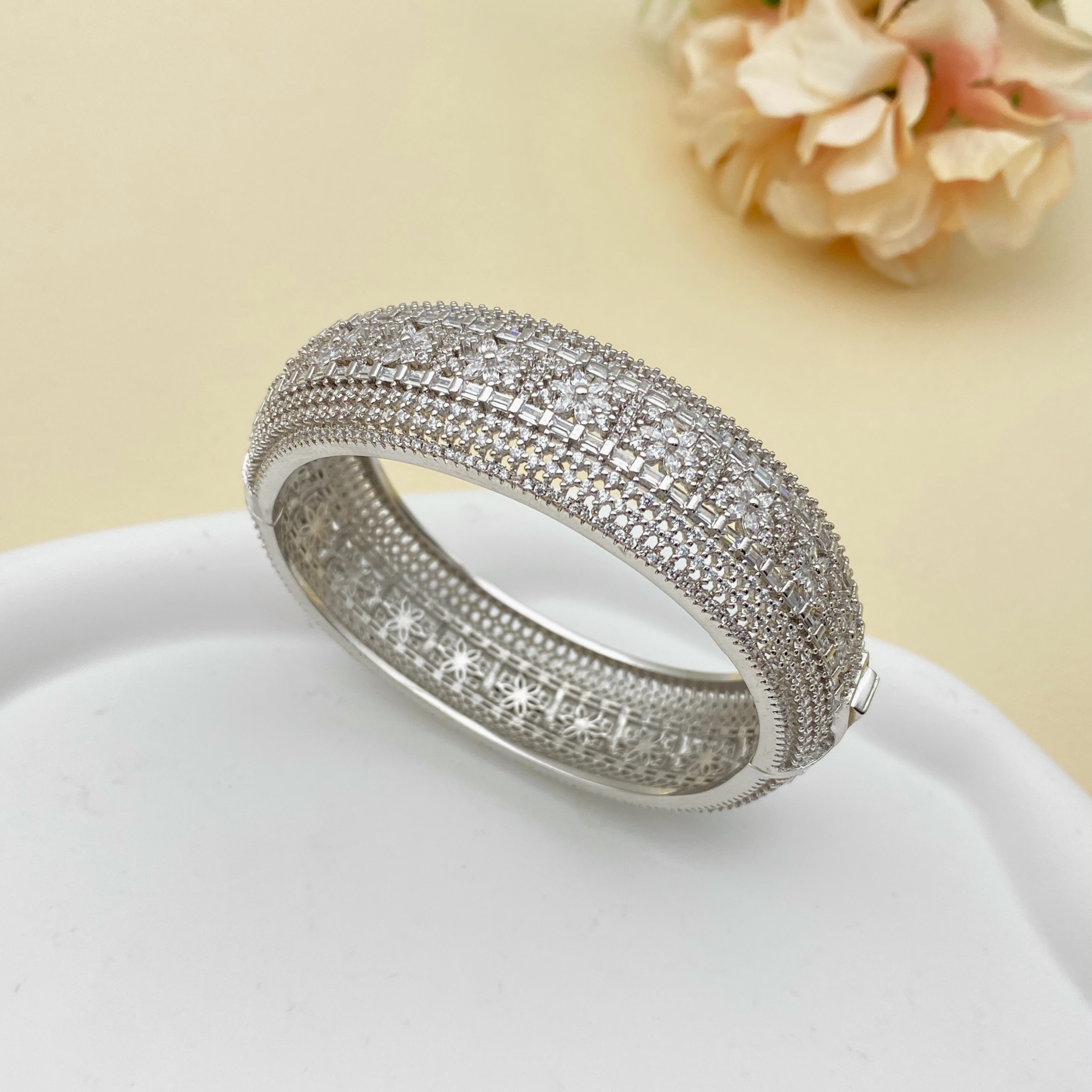 JRH Gold Plated Zirconia Bangl - Women Accessories Kuwait ulasan dan harga