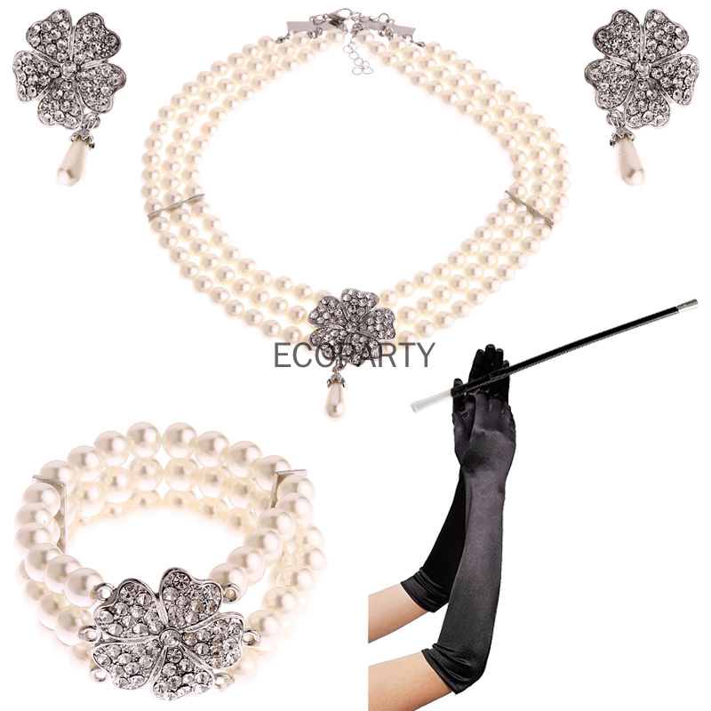 Audrey Hepburn Breakfast at Ti - Women'S Accessories In The 1950S ulasan dan harga