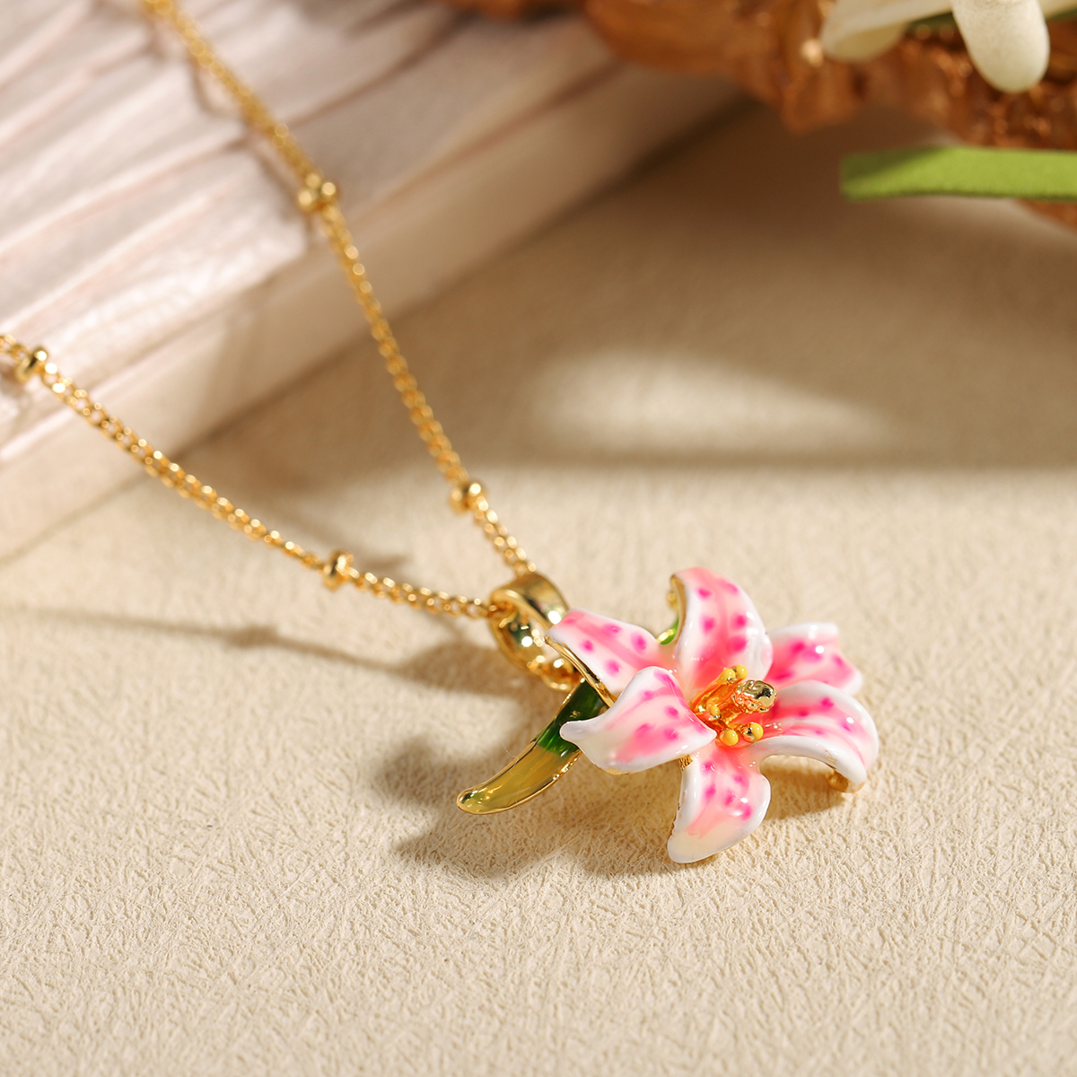 Elegant Pink Lily Flower Penda - Charm Necklace Dainty ulasan dan harga