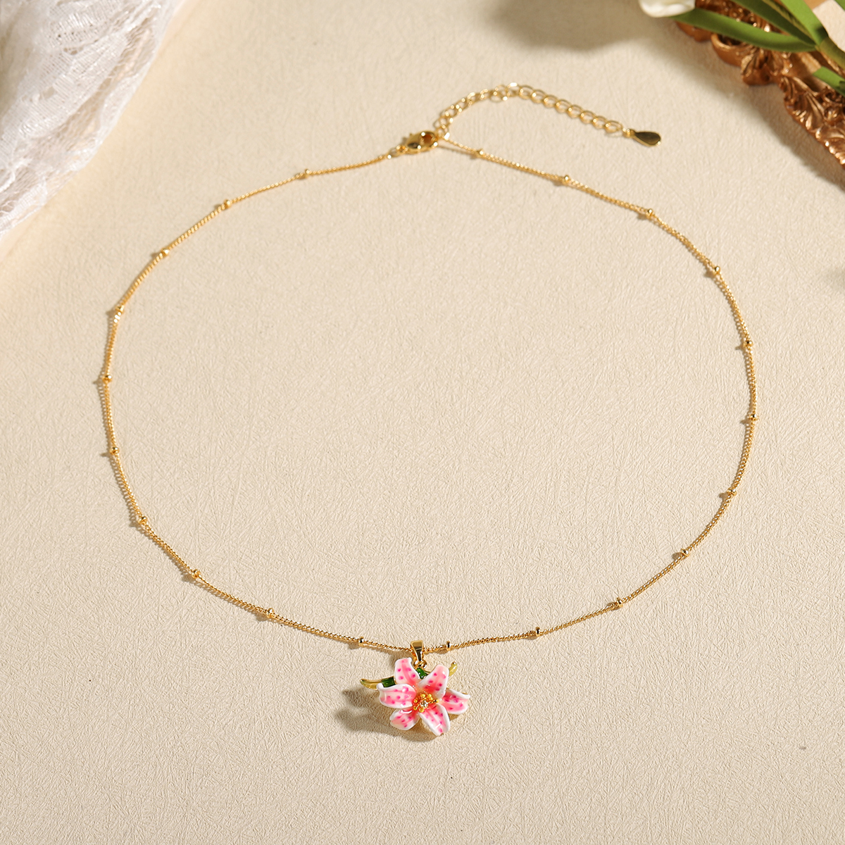 Elegant Pink Lily Flower Penda - Charm Necklace Dainty ulasan dan harga